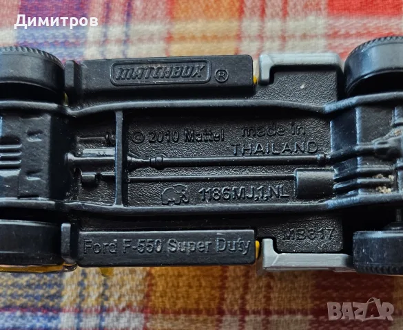 Лот от 7 офроуд колички Matchbox и Hot Wheels (Desert Series), снимка 7 - Коли, камиони, мотори, писти - 56059231