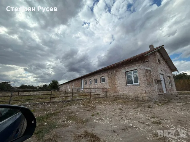хале склад база 585кв + 2800кв площадка ,на 15км от Силистра - 68 000 евро цена - 585 кв масивна тух
