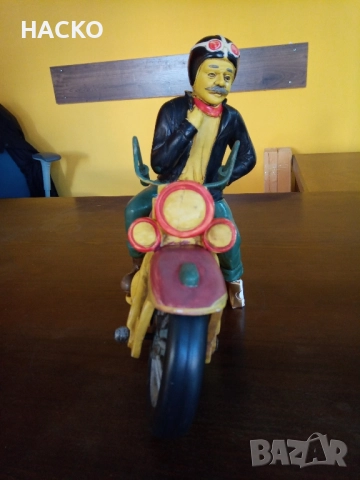 Стара Масивна СТАТУЕТКА РЪЧНО ИЗРАБОТЕНА на Моторист с Мотор Harley Davidson ВНОС от Англия, снимка 14 - Антикварни и старинни предмети - 52457105