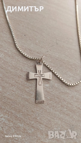 синджир+кръст, снимка 2 - Колиета, медальони, синджири - 53765694