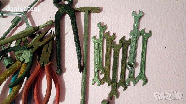 Продавам стари гаечни ключове + бонуси, снимка 4 - Антикварни и старинни предмети - 52886448