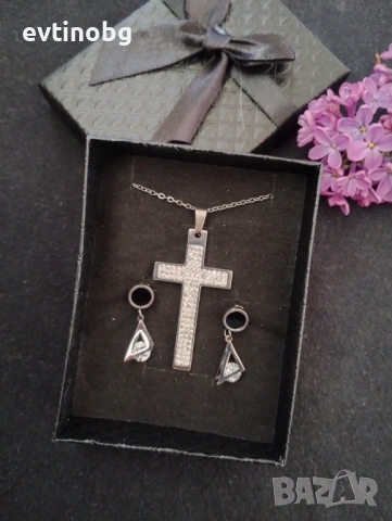 Колие с кръст и обеци / Дължина на колеето: 49см, снимка 2 - Колиета, медальони, синджири - 53843390