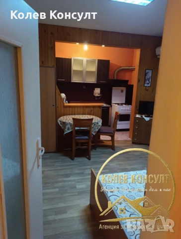 Имот с две къщи гр. Свиленград, снимка 7 - Къщи - 52467136