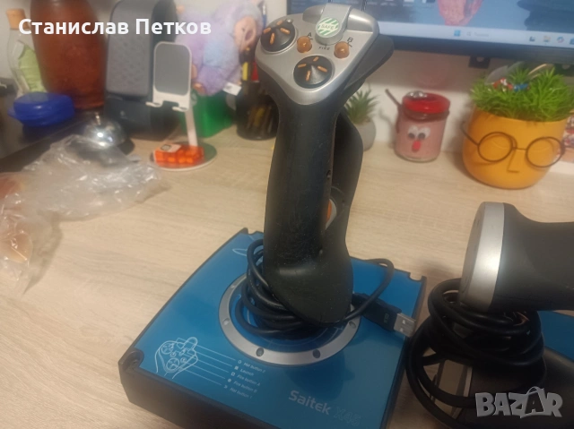 джойстик Saitek x 45 за flight simulator, снимка 2 - Аксесоари - 53055761
