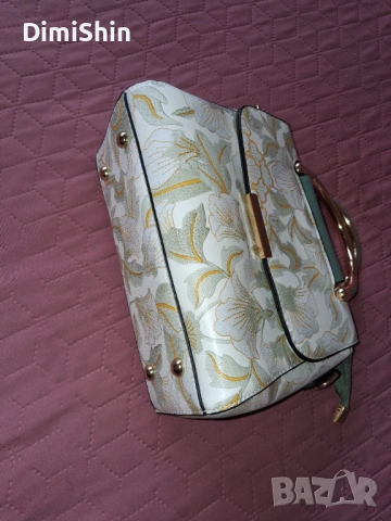 Дамска чанта Peony Green, снимка 2 - Чанти - 53663400