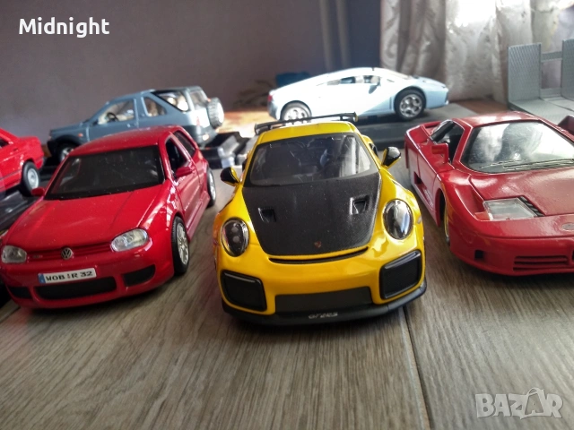 Porshe 911 GT2. 1/24, снимка 3 - Колекции - 53866382