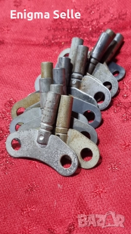 Стар ключ, ключе за стенен, каминен часовник, снимка 3 - Антикварни и старинни предмети - 52878777