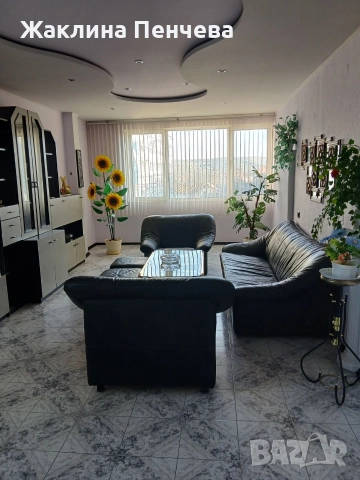 Продавам апартамент в идеален център град Бяла Слатина с площ 130кв.м,напълно обзаведен., снимка 4 - Апартаменти - 52939416