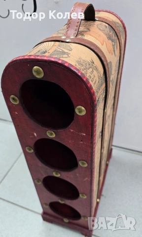 Оригинална поставка за 4 бутилки вино