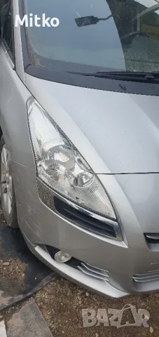 Фар Пежо 5008 2011г 