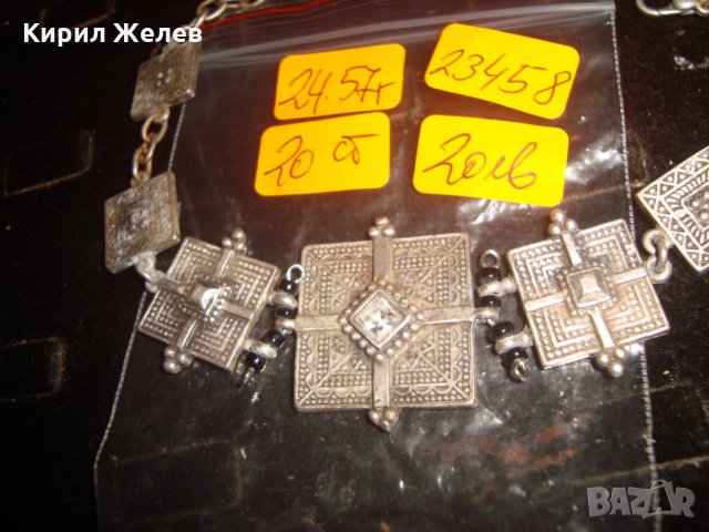 СТАРА ВИНТИДЖ ПОСРЕБРЕНА ОРНАМЕНТИРАНА ГРИВНА с ФАСЕТИРАН ЦЕНЕН ЦИРКОН 23458, снимка 3 - Гривни - 33792374