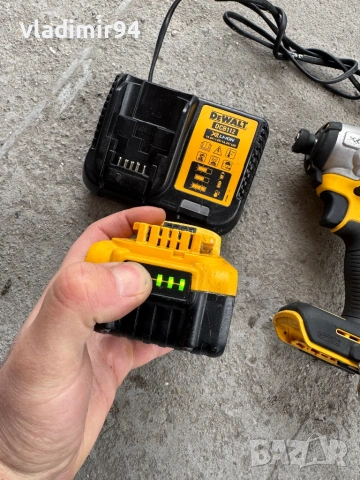 Dewalt DCF887  impact, снимка 2 - Винтоверти - 53315945