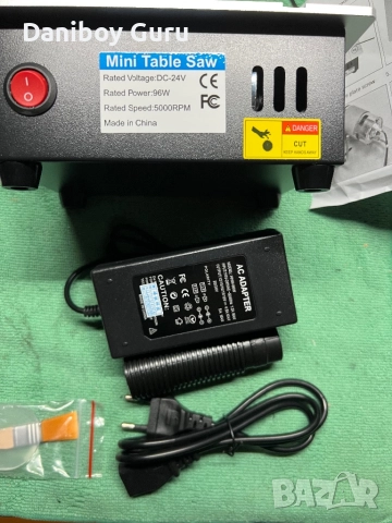 Мини настолен циркуляр, малка дървообработваща електрическа настолна циркулярна машина, снимка 7 - Триони и циркуляри - 52683064