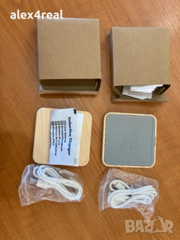 Продавам два броя нови безжични зарядни за мобилни телефони - 10 лева за брой