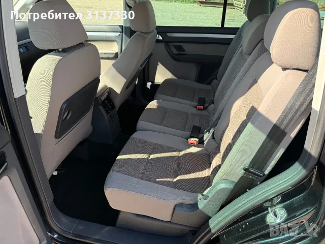 VW Touran 1.9 TDI,6 скорости, снимка 11 - Автомобили и джипове - 56329898