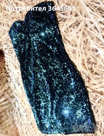 Ефектна еластична пайетирана рокля в зелено-сини бляскави нюанси . XS/S / НОВА, снимка 4 - Рокли - 52928957