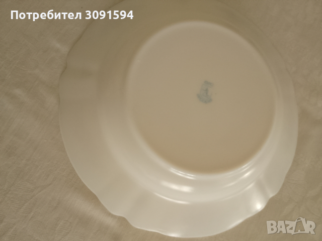 Порцеланова чиния arc arcopal France, снимка 3 - Антикварни и старинни предмети - 44598612