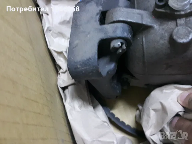 Компресор климатик БМВ Е30 BMW E30, снимка 2 - Части - 49511095