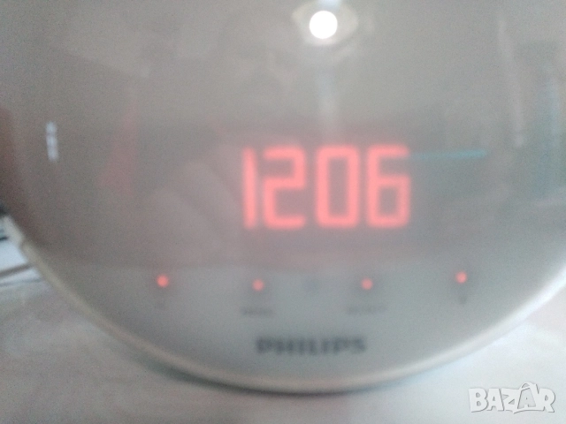 Нощна лампа с часовник и радио PHILIPS HF3520, снимка 7 - Друга електроника - 52349749
