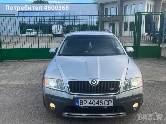 Skoda Octavia Scout 2.0TDI 140 BMM XENON, снимка 9 - Автомобили и джипове - 55747729