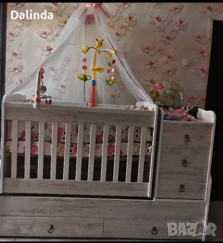 Бебешка трансформираща се кошарка