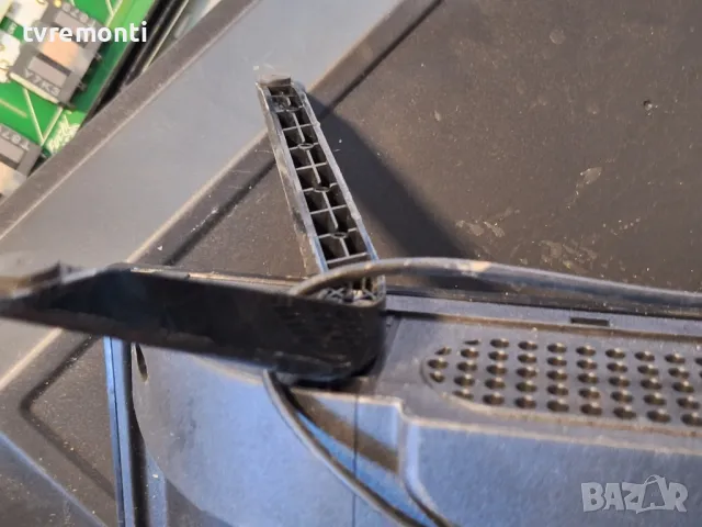 крачета оригинална стойка телевизор NEI модел 32NE4000 TFT220056, снимка 6 - Стойки, 3D очила, аксесоари - 49430712