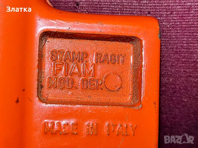 Италия Заключващо устройство против кражба на кола Бастун за заключване на волан Заключващ механизъм, снимка 2 - Аксесоари и консумативи - 40494189