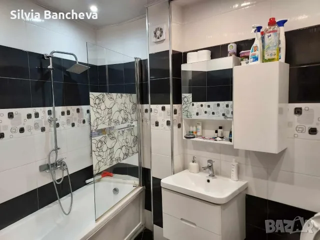 тристаен апартамент в център от собственик, снимка 9 - Апартаменти - 55847425
