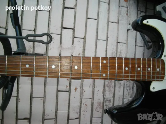 Fender Skquier Stratokaster  , снимка 3 - Струнни инструменти - 49576415