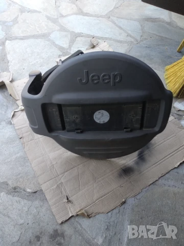 Капак резервна гума Cherokee Liberty