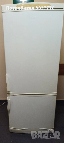 Хладилник с фризер, снимка 2 - Хладилници - 52876993