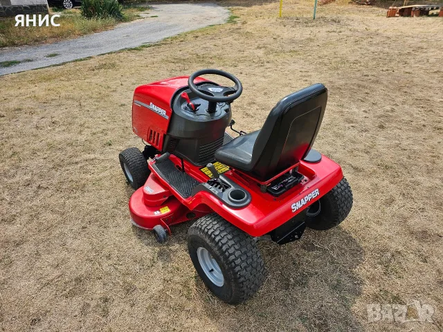 ТРАКТОРНА КОСАЧКА BRIGGS&STRATTON/SNAPPER. USA 🇺🇸 23.КОНЯ ПЕРФЕКТНА , снимка 6 - Градинска техника - 55711034
