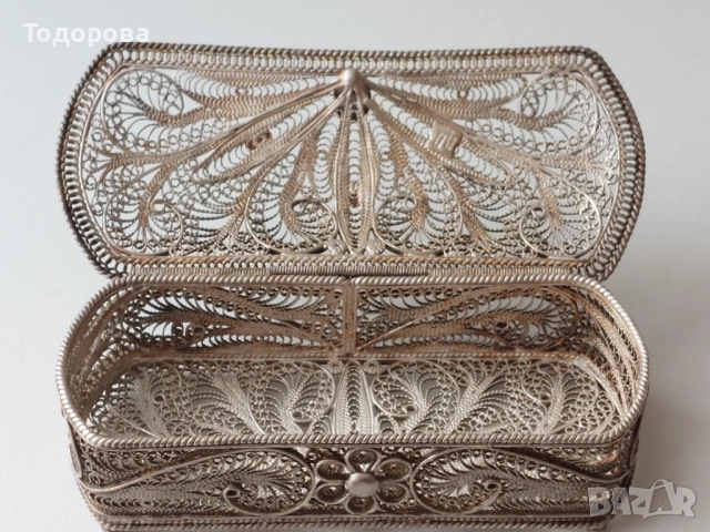 Стара Сребърна филигранна кутия за бижута с натурален рубин/сребро 925/, снимка 6 - Други - 52317358