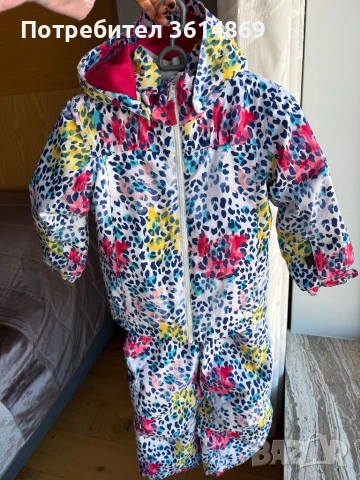 ски екип Roxy за момиче 4/5г, снимка 3 - Зимни спортове - 53717654