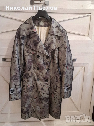 Продавам дамски шлифер