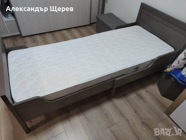 Единично легло - разпъващо се (IKEA), снимка 3 - Спални и легла - 39523049