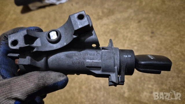 4B0 905 851 G заключващ механизъм волан контактен ключ патрон 4B0 905 851 C АУДИ А4 Б6 AUDI A4 B6, снимка 2 - Части - 53599356