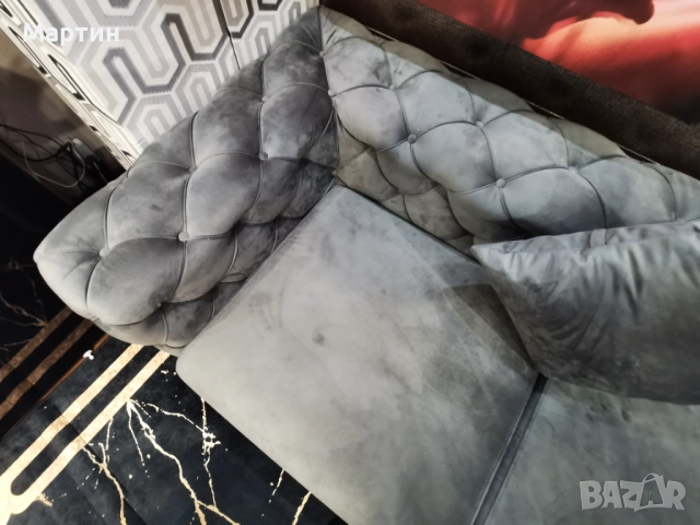 кадифен диван Altadena – НОВ (модерен честърфийлд), снимка 6 - Дивани и мека мебел - 51927664