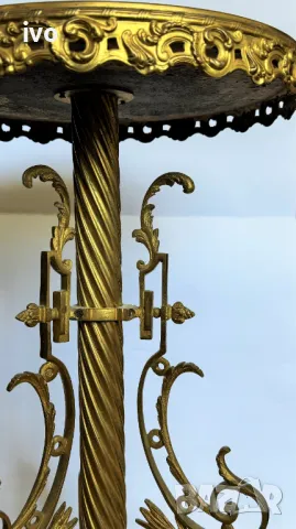 Антикварна френска масичка с мраморен плот, снимка 6 - Антикварни и старинни предмети - 49820439