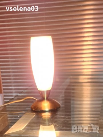 Настолна лампа, снимка 1 - Настолни лампи - 34252866