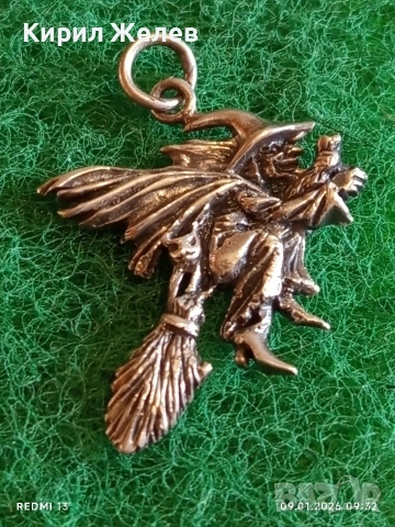 Дизайнерски сребърен медальон Вещица Баба Яга майсторска ръчна изработка 52562, снимка 2 - Колиета, медальони, синджири - 53039993