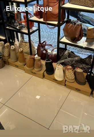 пантофи UGG