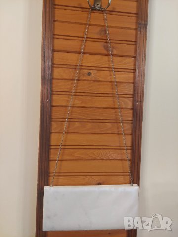 Елегантна бежова кожена чанта с блестящ мотив, снимка 2 - Чанти - 40185087