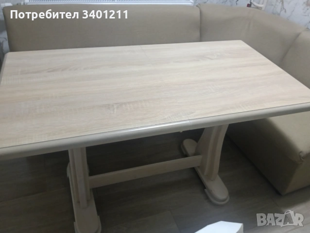 Трапезна маса с ъглов диван, снимка 2 - Дивани и мека мебел - 53499437