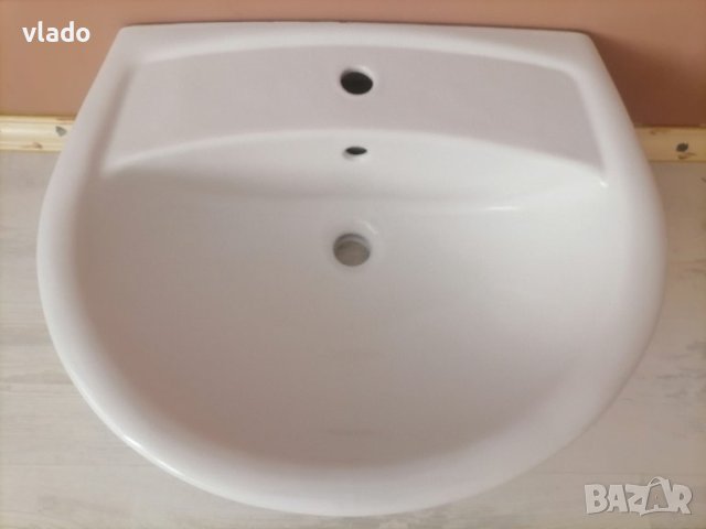 Порцеланова мивка за стенен монтаж Villeroy & Boch, снимка 1 - ВИК - 41981262