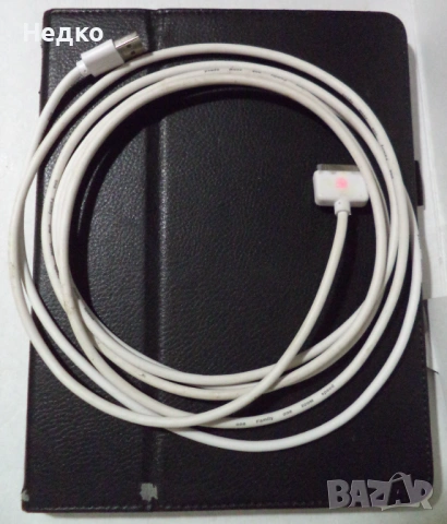 Работещ iPad 2 с кабел 3 метра и калъф, снимка 9 - Таблети - 53688947