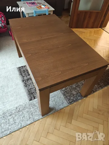 Продавам холна маса 
