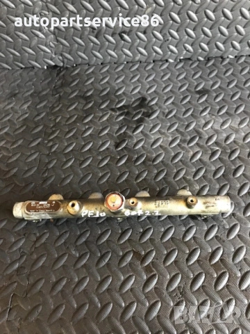 Горивна рейка Bosch за Peugeot 607 2.2 HDI (2002) 0445214017