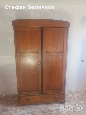 Стар масивен гардероб, изработен от благороден орех, снимка 2 - Антикварни и старинни предмети - 53856873