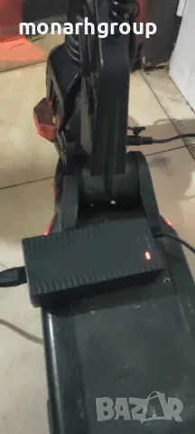 Електрическа тротинетка КUGОО Ѕ1  + зарядно, снимка 9 - Други спортове - 48275695